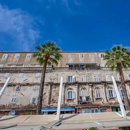Apartman Riva - The Heart Of Palace