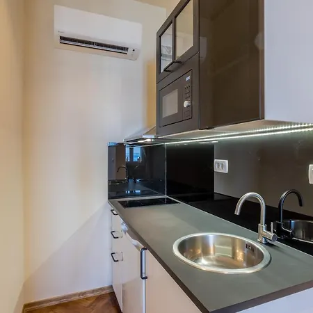 Riva - The Heart Of Palace * Split