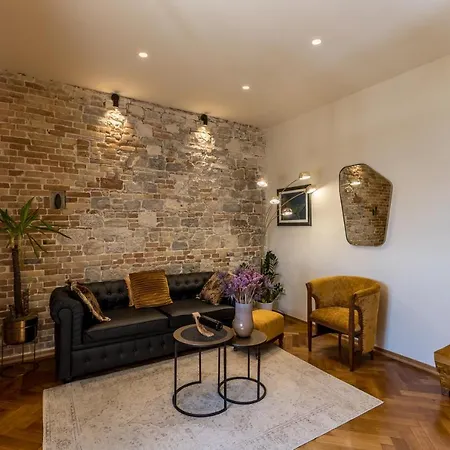 Riva - The Heart Of Palace Apartman