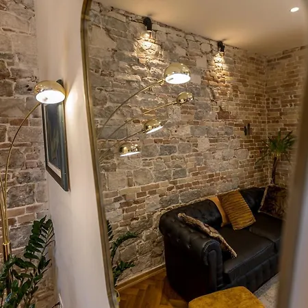 Riva - The Heart Of Palace Split